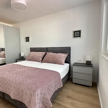 فندق مبيت وإفطار Arte Oliva Grebaštica