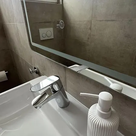 فندق مبيت وإفطار Arte Oliva Grebaštica