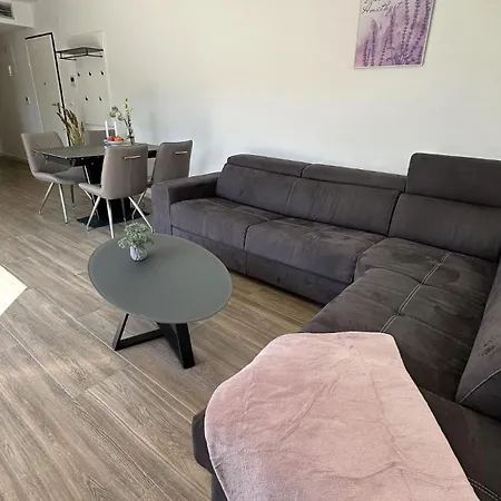 Arte Oliva krevet i doručak Grebastica