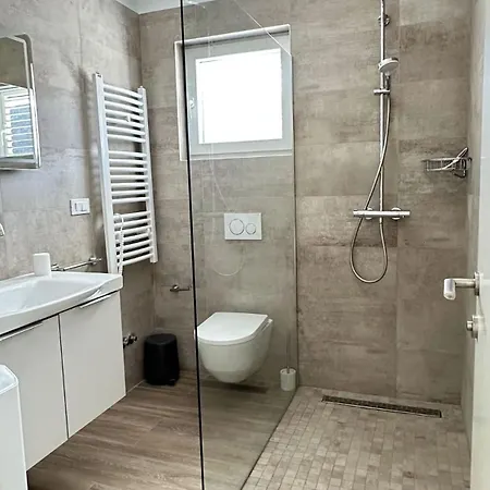 Arte Oliva فندق مبيت وإفطار Grebaštica