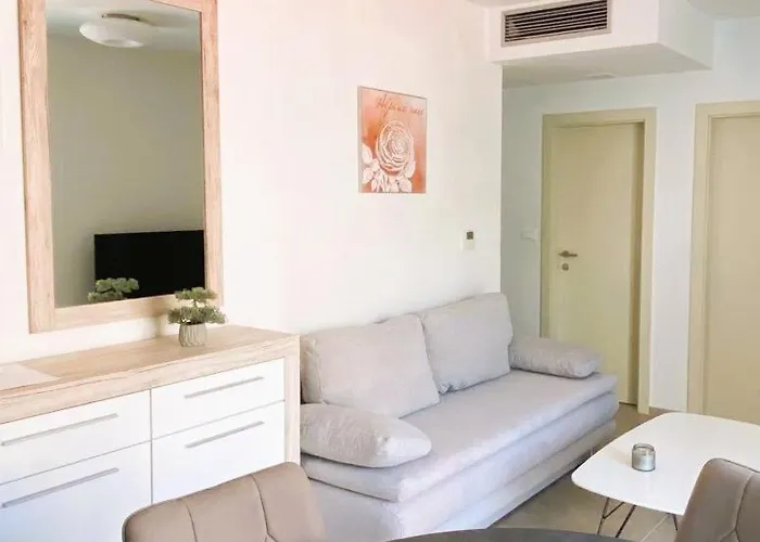 Arte Oliva Bed & Breakfast Grebaštica